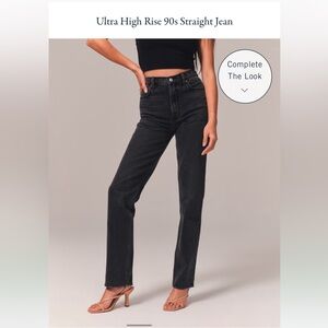 Abercrombie Ultra High Rise 90s Straight Jean